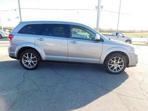 Photos of 2019 Dodge Journey GT for sale in Kansas City, MO at Jeremy Franklin Mitsubishi