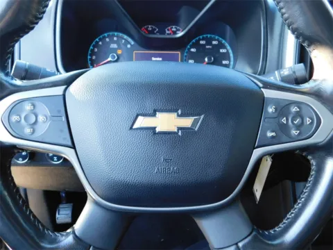 Black 2020 Chevrolet Colorado LT for sale in Blue Springs, MO