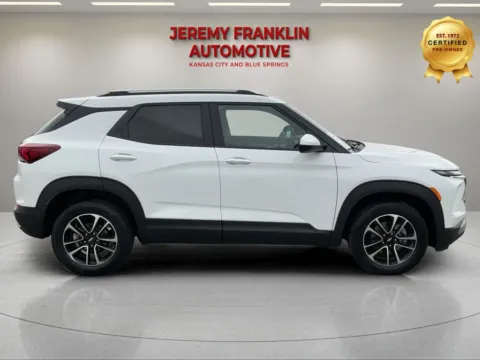 Photos of 2025 Chevrolet TrailBlazer LT for sale in Blue Springs, MO at Jeremy Franklin Automotive of Blue Springs