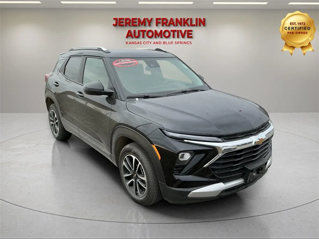 Black 2025 Chevrolet TrailBlazer LT for sale in Blue Springs, MO