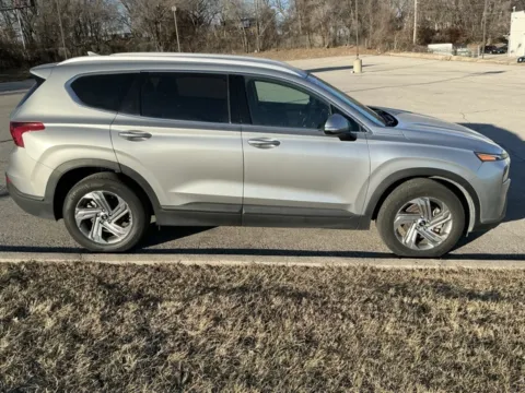 Photos of 2023 Hyundai Santa Fe SEL for sale in Blue Springs, MO at Jeremy Franklin Automotive of Blue Springs