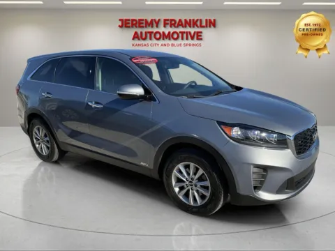Photos of 2020 Kia Sorento LX for sale in Blue Springs, MO at Jeremy Franklin Automotive of Blue Springs