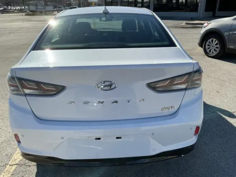 More photos of 2019 Hyundai Sonata Plug-In Hybrid Limited at Jeremy Franklin Automotive of Blue Springs, MO