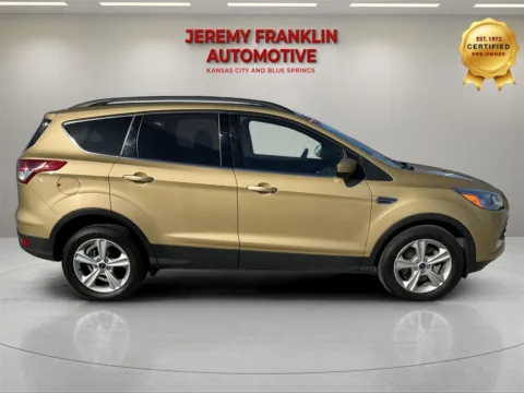 Photos of 2015 Ford Escape SE for sale in Blue Springs, MO at Jeremy Franklin Automotive of Blue Springs