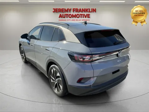 More photos of 2021 Volkswagen ID.4 Pro at Jeremy Franklin Automotive of Blue Springs, MO