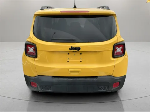 More photos of 2018 Jeep Renegade Altitude at Jeremy Franklin Automotive of Blue Springs, MO