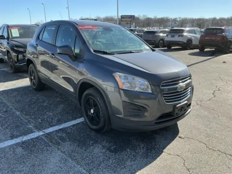 Gray 2016 Chevrolet Trax LS for sale in Blue Springs, MO
