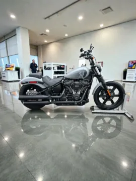 Unknown 2024 Harley-Davidson FXBBS Street Bob for sale in Blue Springs, MO