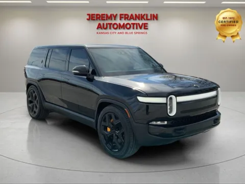 Black 2023 Rivian R1S Adventure for sale in Blue Springs, MO