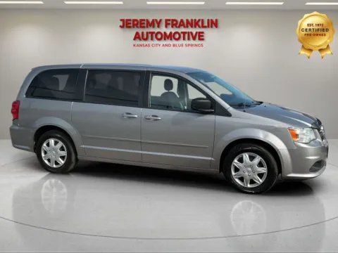 Photos of 2017 Dodge Grand Caravan SE for sale in Blue Springs, MO at Jeremy Franklin Automotive of Blue Springs