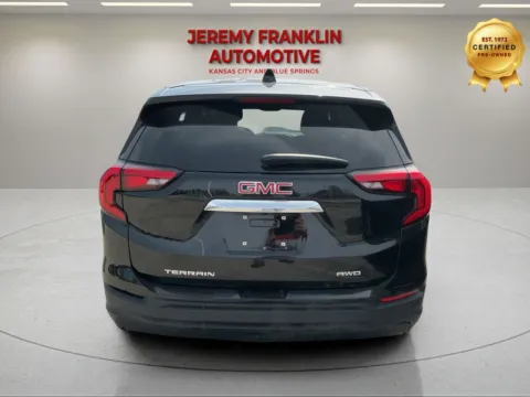 More photos of 2020 GMC Terrain SLE at Jeremy Franklin Automotive of Blue Springs, MO
