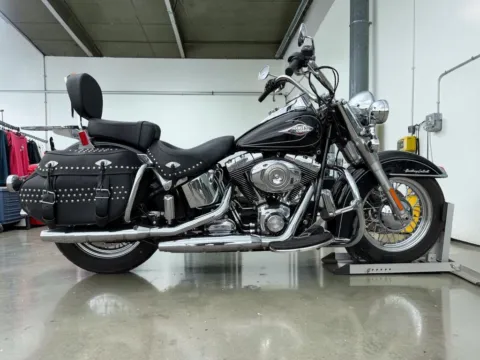 Black 2011 Harley-Davidson Heritage Classic for sale in Blue Springs, MO