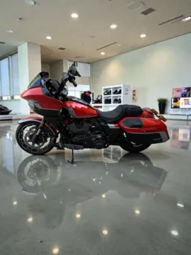 More photos of 2024 Harley-Davidson Road Glide CVO at Jeremy Franklin Automotive of Blue Springs, MO