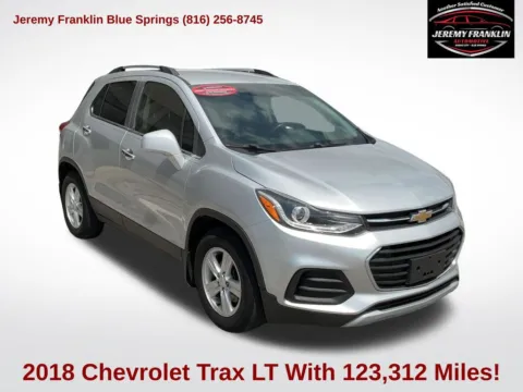 Silver 2018 Chevrolet Trax LT for sale in Blue Springs, MO