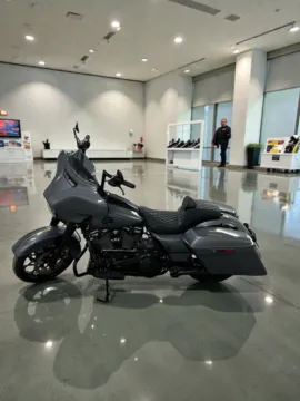 Gray 2021 Harley-Davidson STREET GLIDE Special for sale in Blue Springs, MO