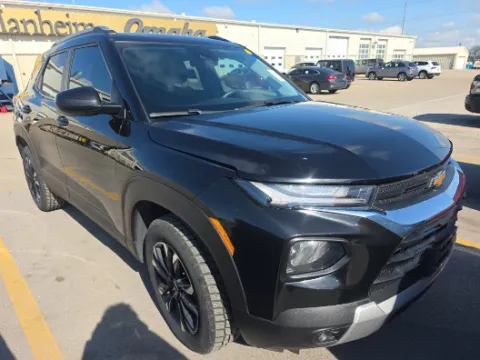 Black 2023 Chevrolet TrailBlazer LT for sale in Blue Springs, MO