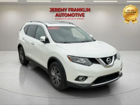 White 2016 Nissan Rogue SL for sale in Blue Springs, MO