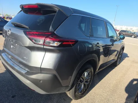 More photos of 2023 Nissan Rogue S at Jeremy Franklin Automotive of Blue Springs, MO