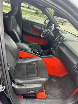 More photos of 2021 Volvo XC40 R-Design at Jeremy Franklin Automotive of Blue Springs, MO