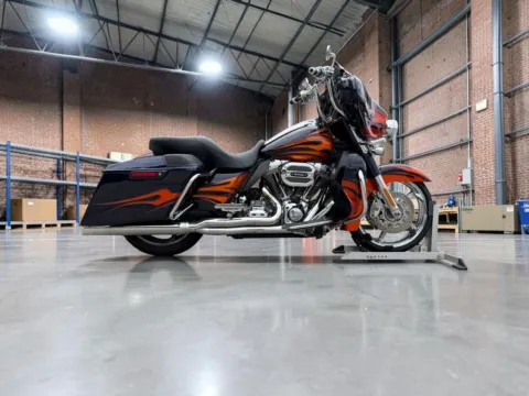 Blue 2015 Harley-Davidson Street Glide CVO for sale in Blue Springs, MO