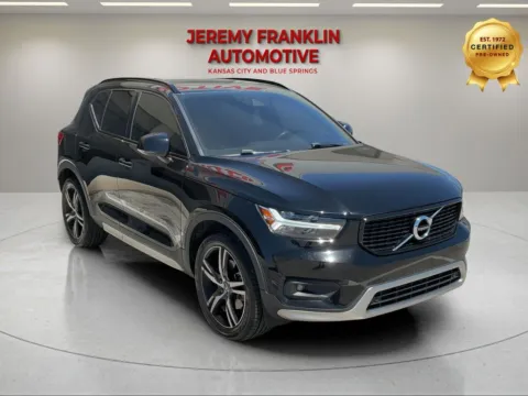 Gray 2021 Volvo XC40 R-Design for sale in Blue Springs, MO