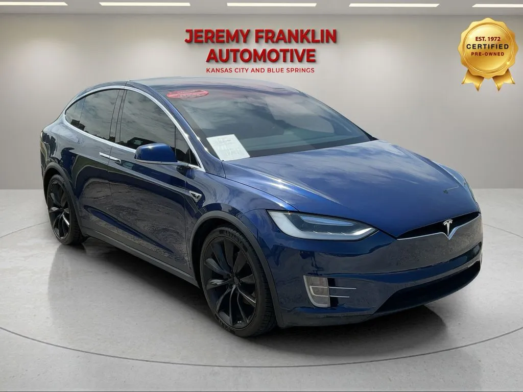 2016 Tesla Model X 90D's photo