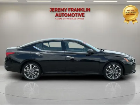 Photos of 2023 Nissan Altima 2.5 SL for sale in Blue Springs, MO at Jeremy Franklin Automotive of Blue Springs