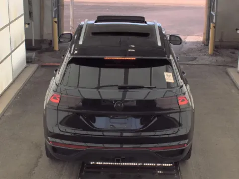 More photos of 2020 Volkswagen Atlas Cross Sport 3.6L V6 SEL Premium at Jeremy Franklin Automotive of Blue Springs, MO