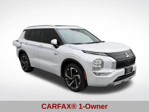 Photos of 2025 Mitsubishi Outlander PHEV SEL for sale in Blue Springs, MO at Jeremy Franklin Automotive of Blue Springs