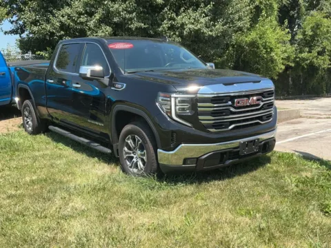 Black 2023 GMC Sierra 1500 SLT for sale in Blue Springs, MO