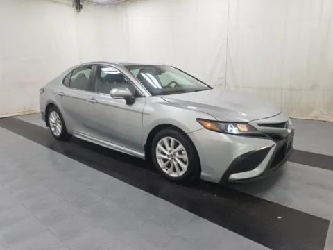 More photos of 2024 Toyota Camry SE at Jeremy Franklin Automotive of Blue Springs, MO