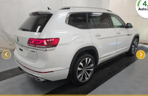 More photos of 2023 Volkswagen Atlas 3.6L V6 SEL Premium R-Line at Jeremy Franklin Automotive of Blue Springs, MO