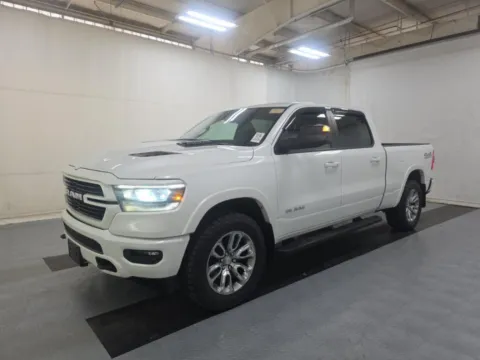 White 2022 Ram 1500 Laramie for sale in Blue Springs, MO