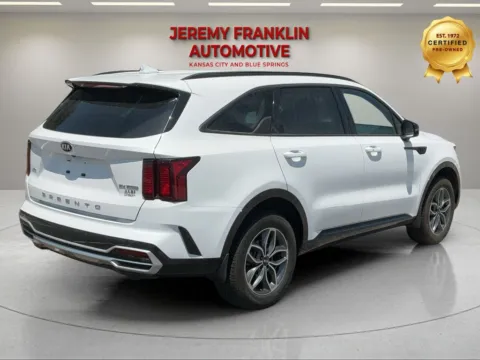 More photos of 2021 Kia Sorento EX at Jeremy Franklin Automotive of Blue Springs, MO