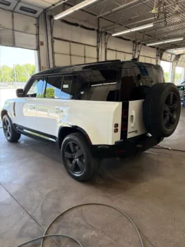 More photos of 2022 Land Rover Defender 110 X-Dynamic SE at Jeremy Franklin Automotive of Blue Springs, MO