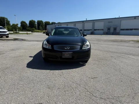 Photos of 2007 INFINITI G35 X for sale in Blue Springs, MO at Jeremy Franklin Automotive of Blue Springs