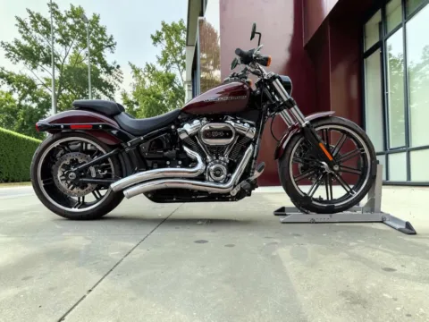 Photos of 2018 Harley-Davidson Breakout Softail for sale in Blue Springs, MO at Jeremy Franklin Automotive of Blue Springs