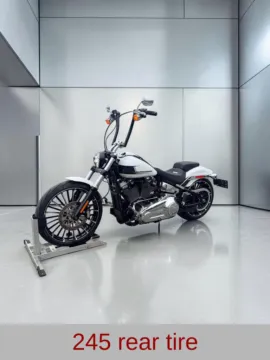 More photos of 2024 Harley-Davidson Breakout Softail at Jeremy Franklin Automotive of Blue Springs, MO