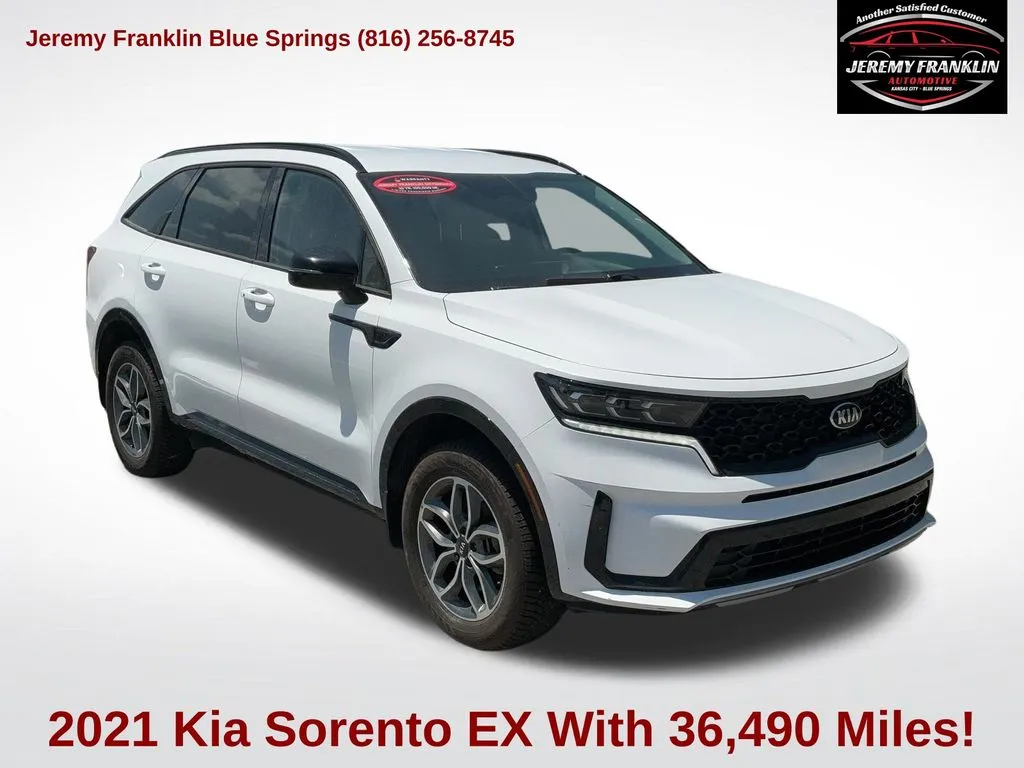 Used 2021 Kia Sorento EX with VIN 5XYRHDLF3MG067313 for sale in Kansas City