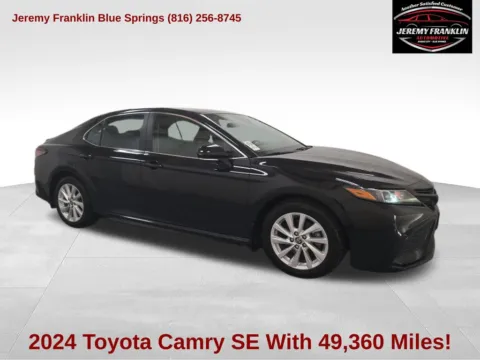 Black 2024 Toyota Camry SE for sale in Blue Springs, MO