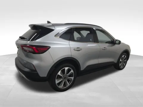 More photos of 2023 Ford Escape Platinum at Jeremy Franklin Automotive of Blue Springs, MO