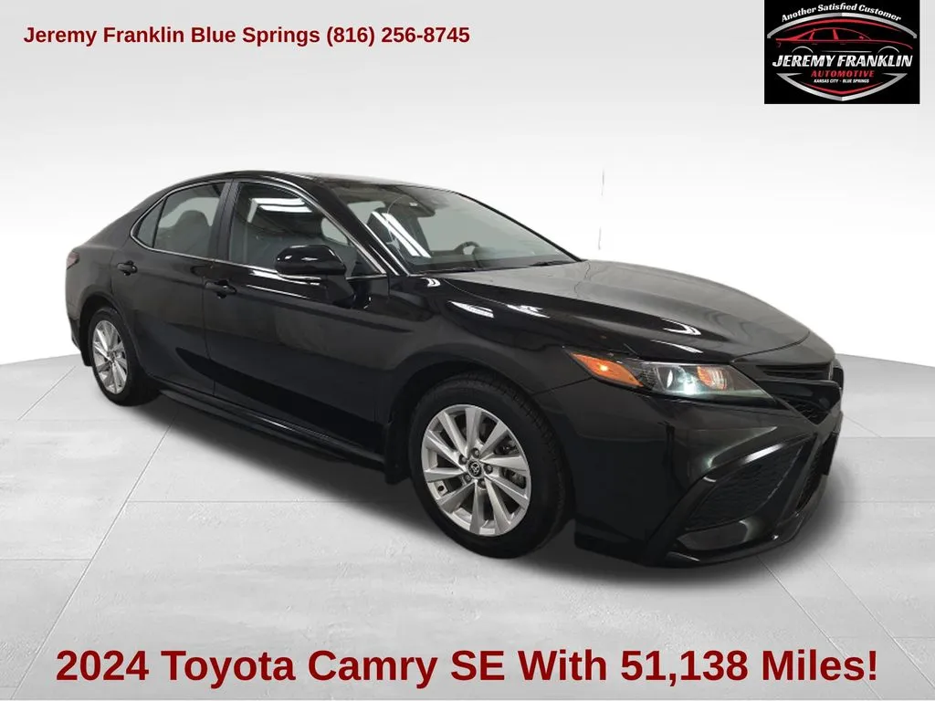 Black 2024 Toyota Camry SE for sale in Blue Springs, MO