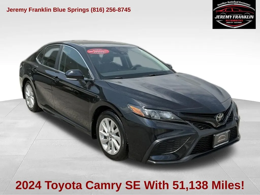Black 2024 Toyota Camry SE for sale in Blue Springs, MO