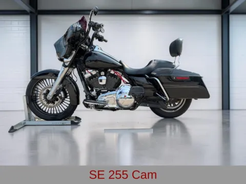 More photos of 2016 Harley-Davidson Street Glide Special at Jeremy Franklin Automotive of Blue Springs, MO