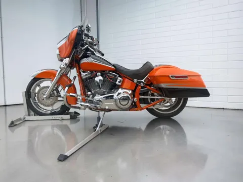 More photos of 2010 Harley-Davidson Softail convertible at Jeremy Franklin Automotive of Blue Springs, MO