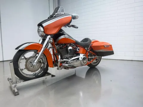 Another view of 2010 Harley-Davidson Softail convertible for sale in Blue Springs, MO at Jeremy Franklin Automotive of Blue Springs