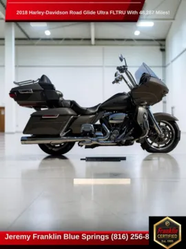 Unknown 2018 Harley-Davidson Road Glide Ultra FLTRU for sale in Blue Springs, MO