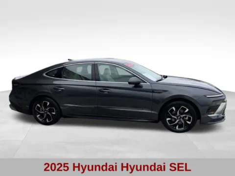 Photos of 2025 Hyundai Sonata SEL for sale in Blue Springs, MO at Jeremy Franklin Automotive of Blue Springs