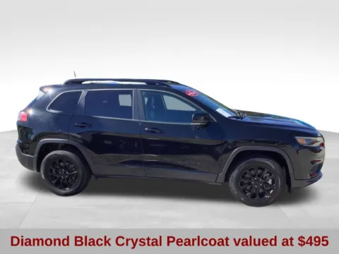 Photos of 2023 Jeep Cherokee Altitude for sale in Blue Springs, MO at Jeremy Franklin Automotive of Blue Springs