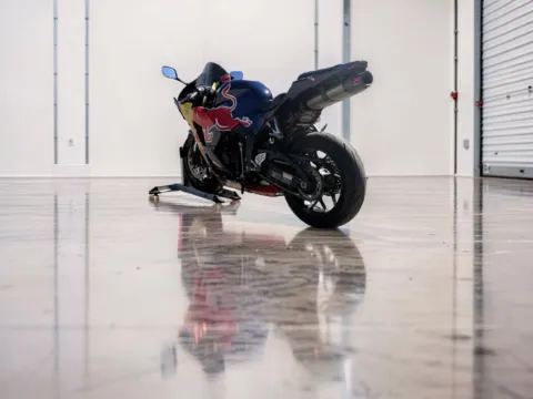 More photos of 2018 Honda CBR 600 RR at Jeremy Franklin Automotive of Blue Springs, MO